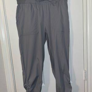 Lululemon Dance Studio Midrise Crop size 10 grey